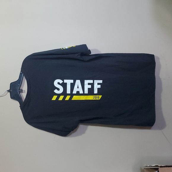 Dickies Black Tee with Yellow Details Size Large - Picture 5 of 5